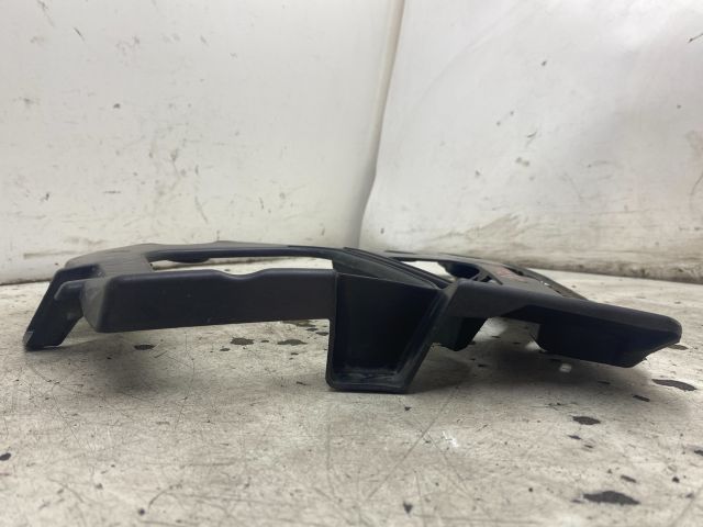 bontott RENAULT MEGANE II Jobb hátsó Lökhárító Tartó (Műanyag)