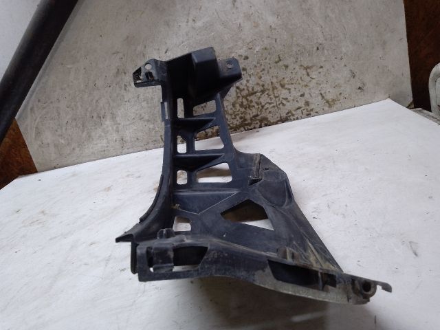 bontott RENAULT MEGANE II Jobb hátsó Oldal Lökhárító Tartó (Műanyag)