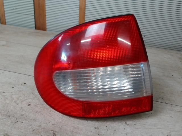 bontott RENAULT MEGANE II Jobb Külső Hátsó Lámpa