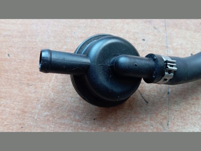 bontott RENAULT MEGANE II Kartergáz Visszavezető Szelep