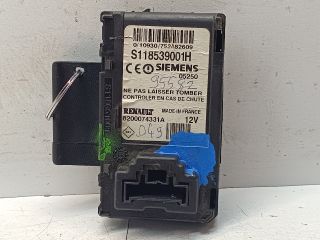 bontott RENAULT MEGANE II Kártyaolvasó