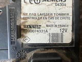 bontott RENAULT MEGANE II Kártyaolvasó