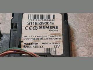 bontott RENAULT MEGANE II Kártyaolvasó