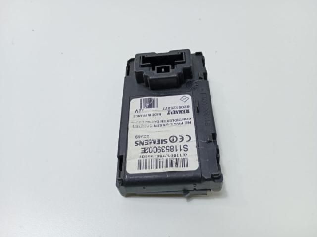 bontott RENAULT MEGANE II Kártyaolvasó