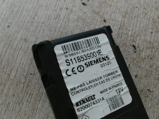 bontott RENAULT MEGANE II Kártyaolvasó