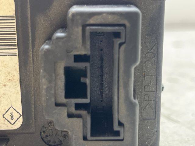 bontott RENAULT MEGANE II Kártyaolvasó