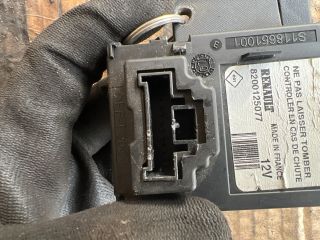 bontott RENAULT MEGANE II Kártyaolvasó