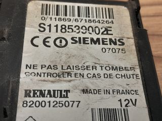 bontott RENAULT MEGANE II Kártyaolvasó