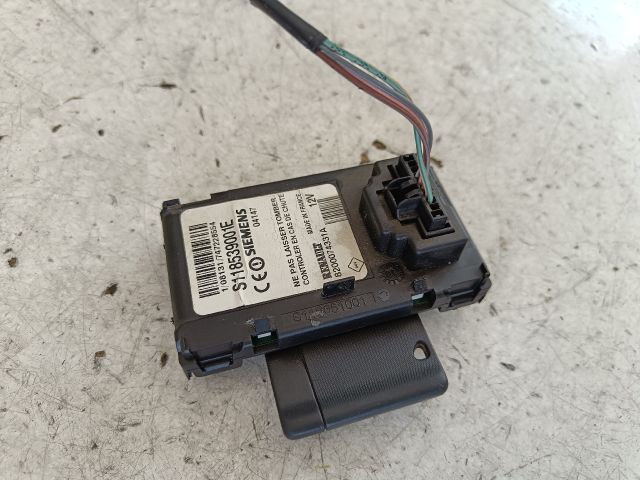 bontott RENAULT MEGANE II Kártyaolvasó