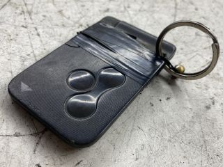 bontott RENAULT MEGANE II Kártyaolvasó