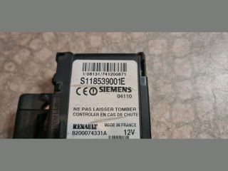 bontott RENAULT MEGANE II Kártyaolvasó