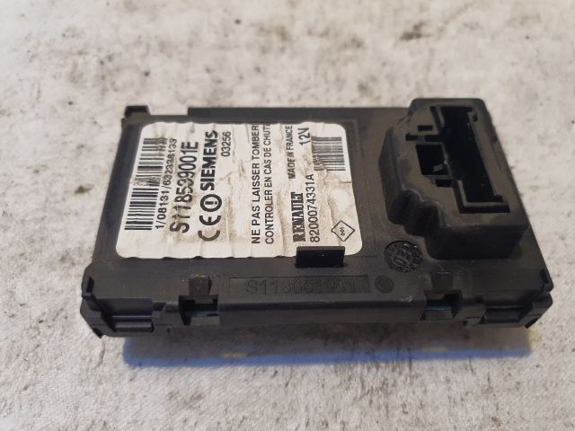 bontott RENAULT MEGANE II Kártyaolvasó