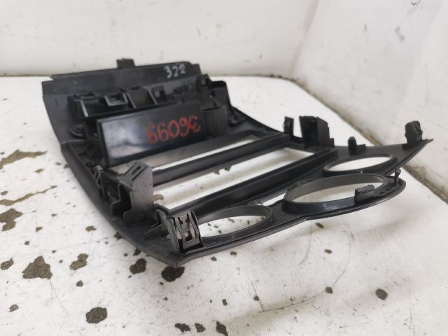 bontott RENAULT MEGANE II Középkonzol Keret