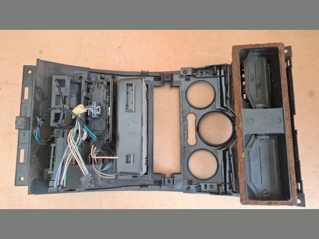 bontott RENAULT MEGANE II Középkonzol Keret