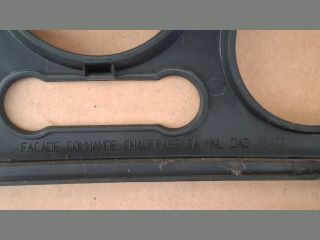 bontott RENAULT MEGANE II Középkonzol Keret