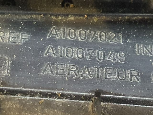 bontott RENAULT MEGANE II Középső Szellőző