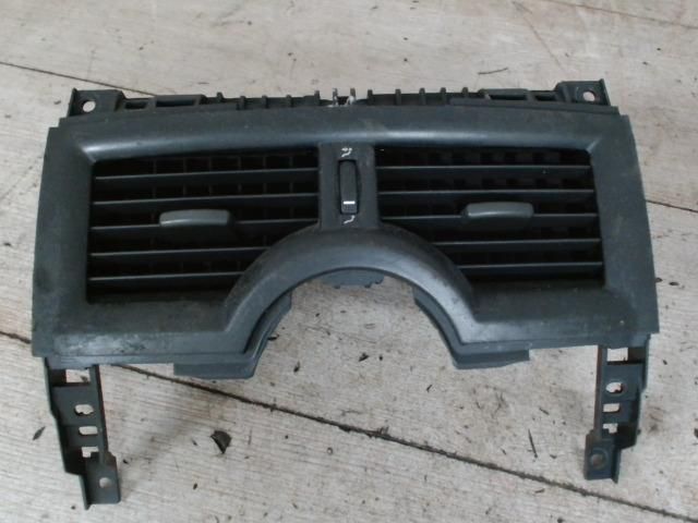 bontott RENAULT MEGANE II Középső Szellőző