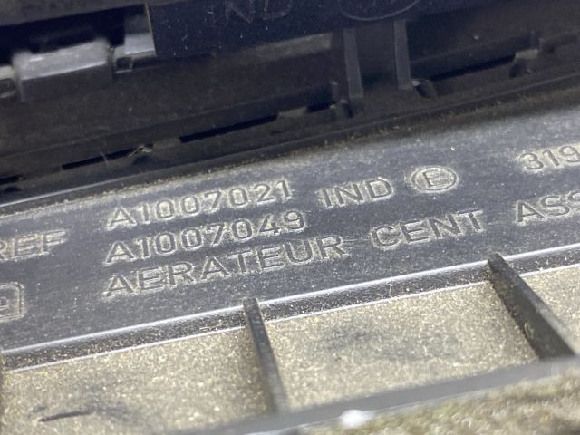 bontott RENAULT MEGANE II Középső Szellőző