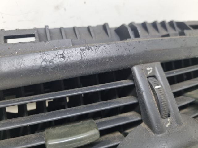 bontott RENAULT MEGANE II Középső Szellőző