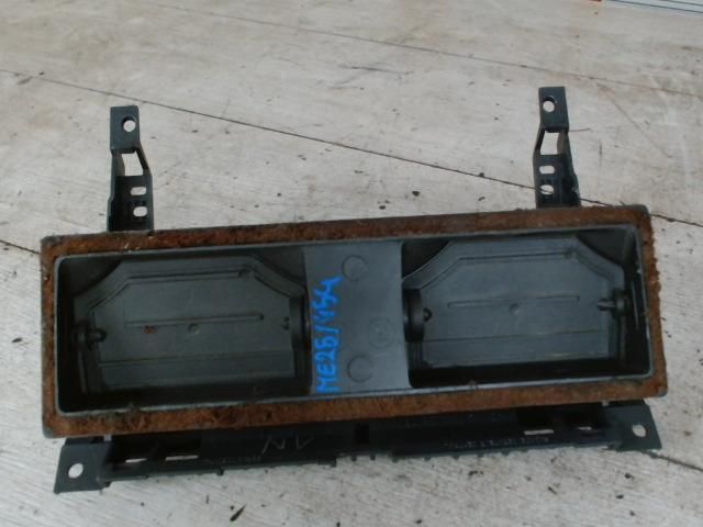 bontott RENAULT MEGANE II Középső Szellőző