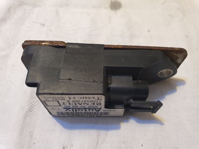 bontott RENAULT MEGANE II Központi Ütközés Érzékelő