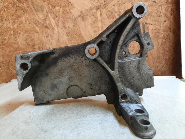 bontott RENAULT MEGANE II Motor Tartó Bak (Fém)