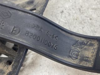 bontott RENAULT MEGANE II Motorháztető Nyitó Kar / Gomb