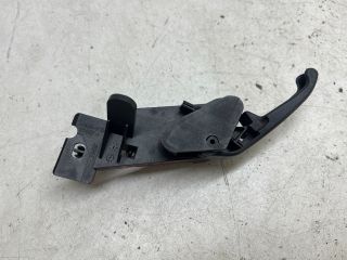 bontott RENAULT MEGANE II Motorháztető Nyitó Kar / Gomb