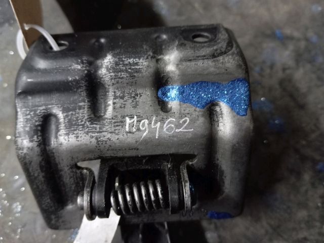 bontott RENAULT MEGANE II Motorháztető Nyitó Kar / Gomb