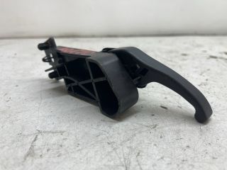 bontott RENAULT MEGANE II Motorháztető Nyitó Kar / Gomb