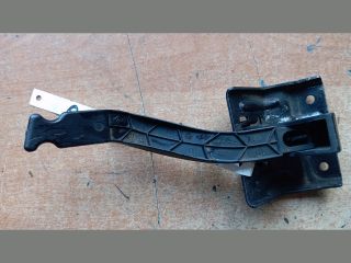 bontott RENAULT MEGANE II Motorháztető Nyitó Kar / Gomb