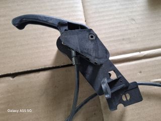 bontott RENAULT MEGANE II Motorháztető Nyitó Kar / Gomb