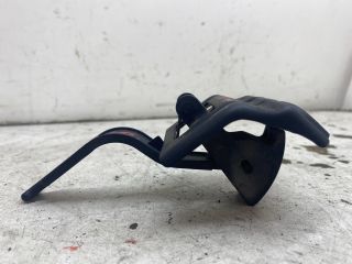 bontott RENAULT MEGANE II Motorháztető Nyitó Kar / Gomb