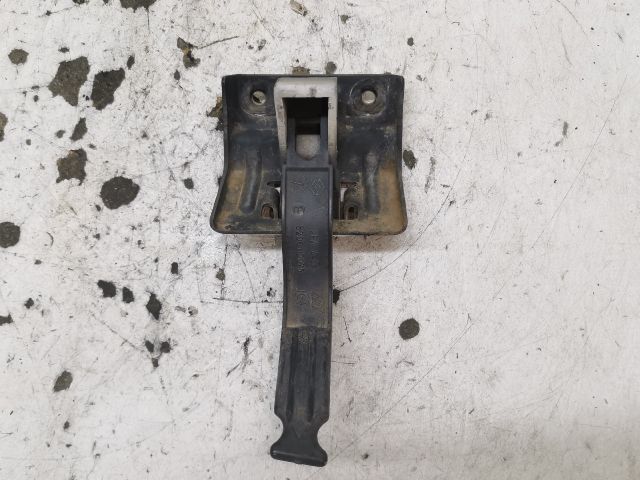 bontott RENAULT MEGANE II Motorháztető Nyitó Kar / Gomb