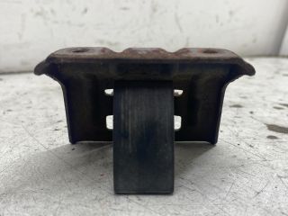 bontott RENAULT MEGANE II Motorháztető Nyitó Kar / Gomb