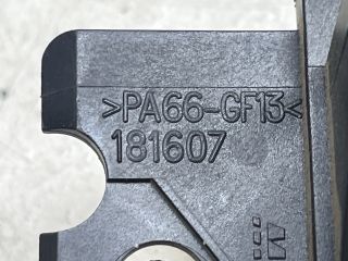 bontott RENAULT MEGANE II Motorháztető Nyitó Kar / Gomb