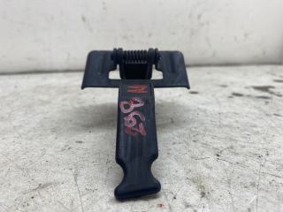 bontott RENAULT MEGANE II Motorháztető Nyitó Kar / Gomb