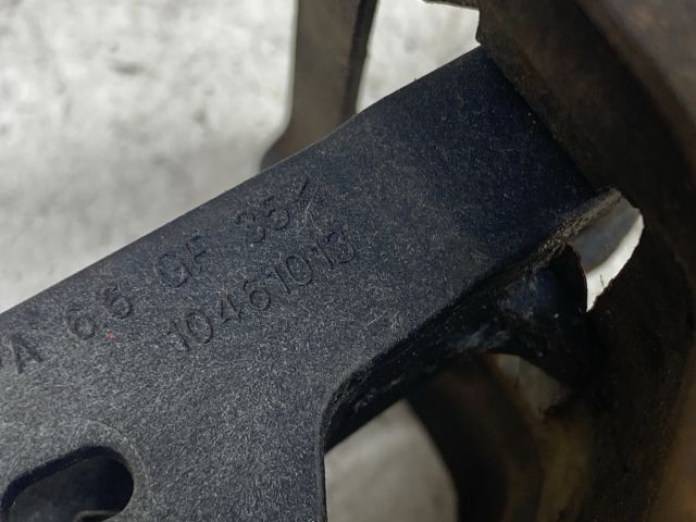 bontott RENAULT MEGANE II Motorháztető Nyitó Kar / Gomb