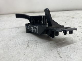 bontott RENAULT MEGANE II Motorháztető Nyitó Kar / Gomb