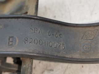 bontott RENAULT MEGANE II Motorháztető Nyitó Kar / Gomb