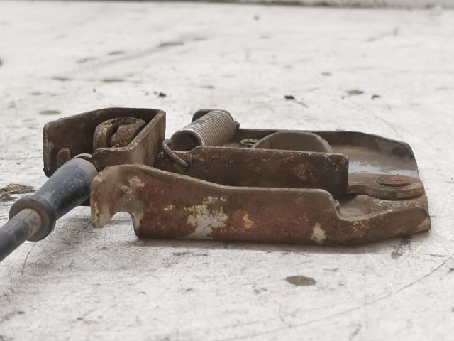 bontott RENAULT MEGANE II Motorháztető Zárszerkezet