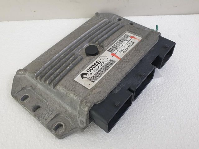 bontott RENAULT MEGANE II Motorvezérlő