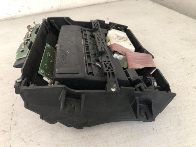 bontott RENAULT MEGANE II Navigációs Fejegység