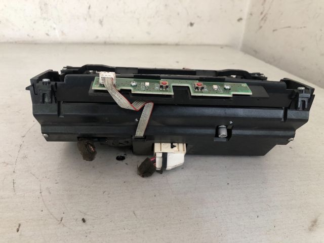 bontott RENAULT MEGANE II Navigációs Fejegység