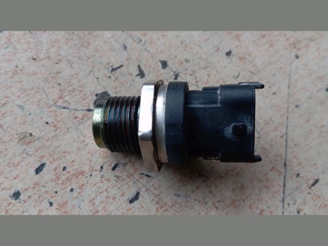 bontott RENAULT MEGANE II Nyomásszabályzó Szelep