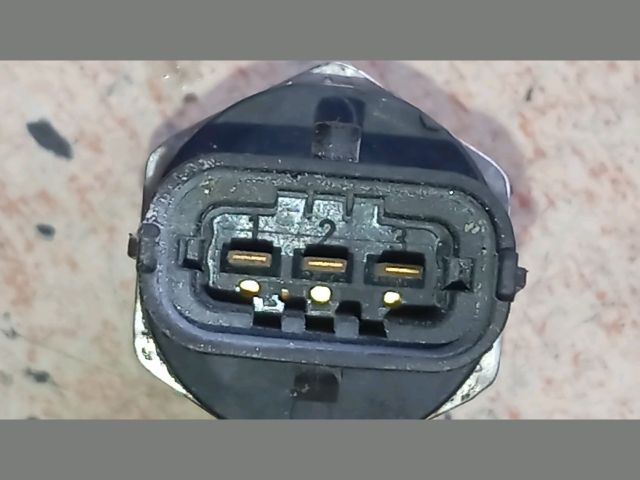 bontott RENAULT MEGANE II Nyomásszabályzó Szelep