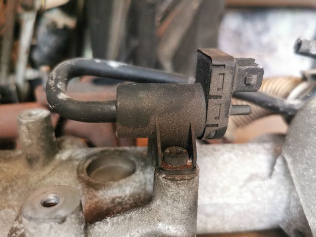 bontott RENAULT MEGANE II Nyomásszabályzó Szelep