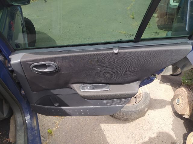 bontott RENAULT MEGANE II Padlószőnyeg