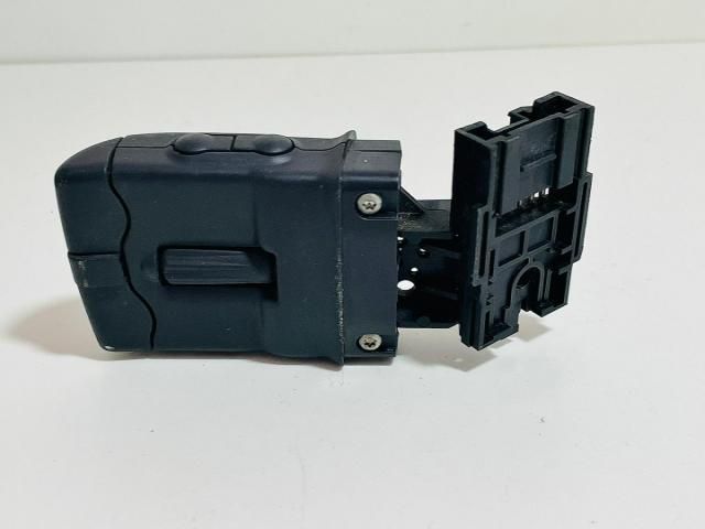 bontott RENAULT MEGANE II Rádió / CD Kapcsoló