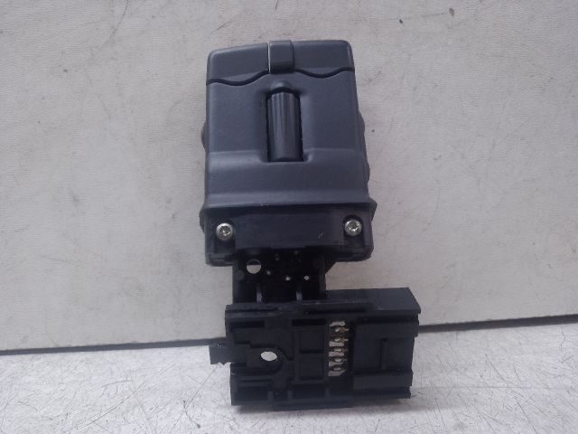 bontott RENAULT MEGANE II Rádió / CD Kapcsoló